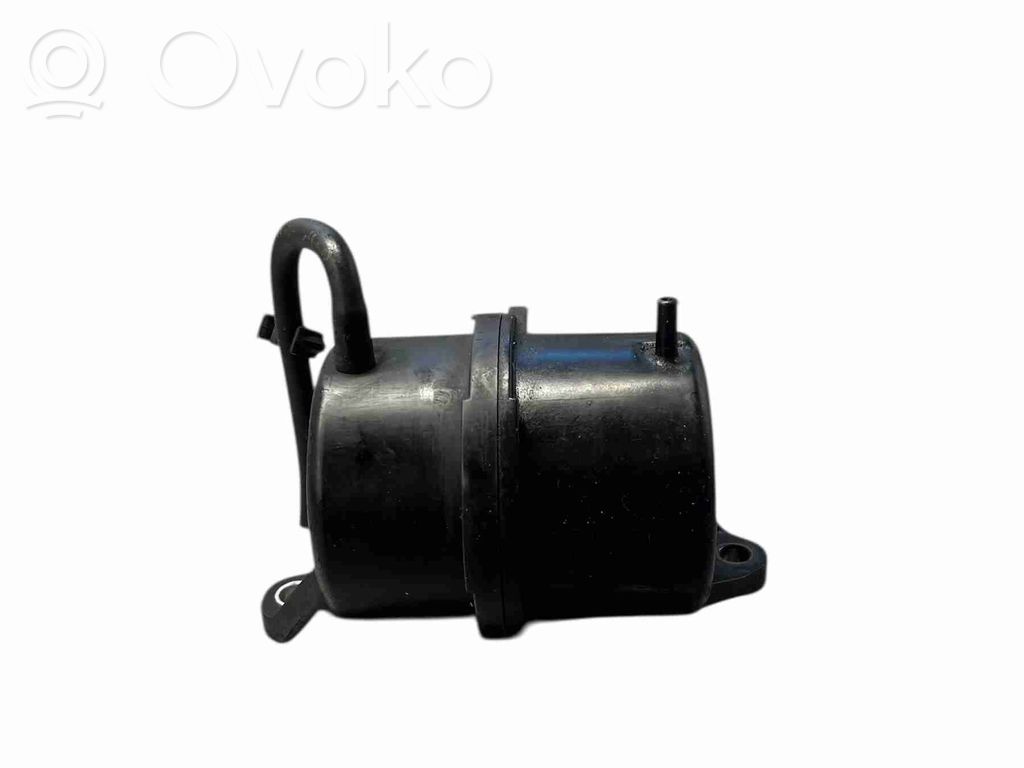 Mazda 6 Vacuum air tank 