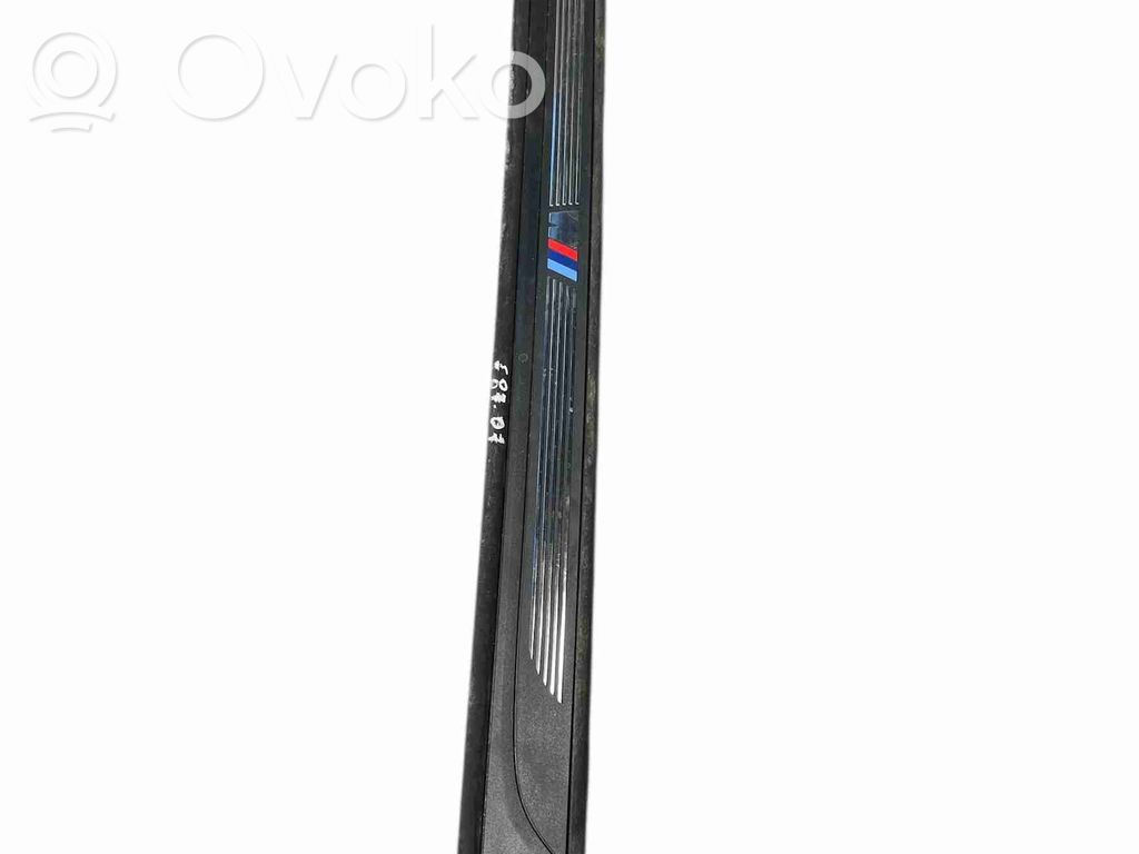 BMW 1 E81 E87 Etuoven kynnyksen suojalista 