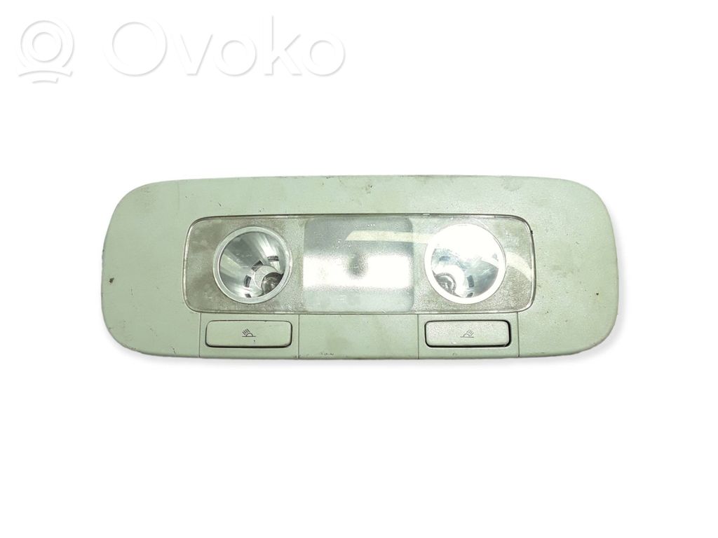 Volkswagen Golf V Lampka podsufitki tylna 
