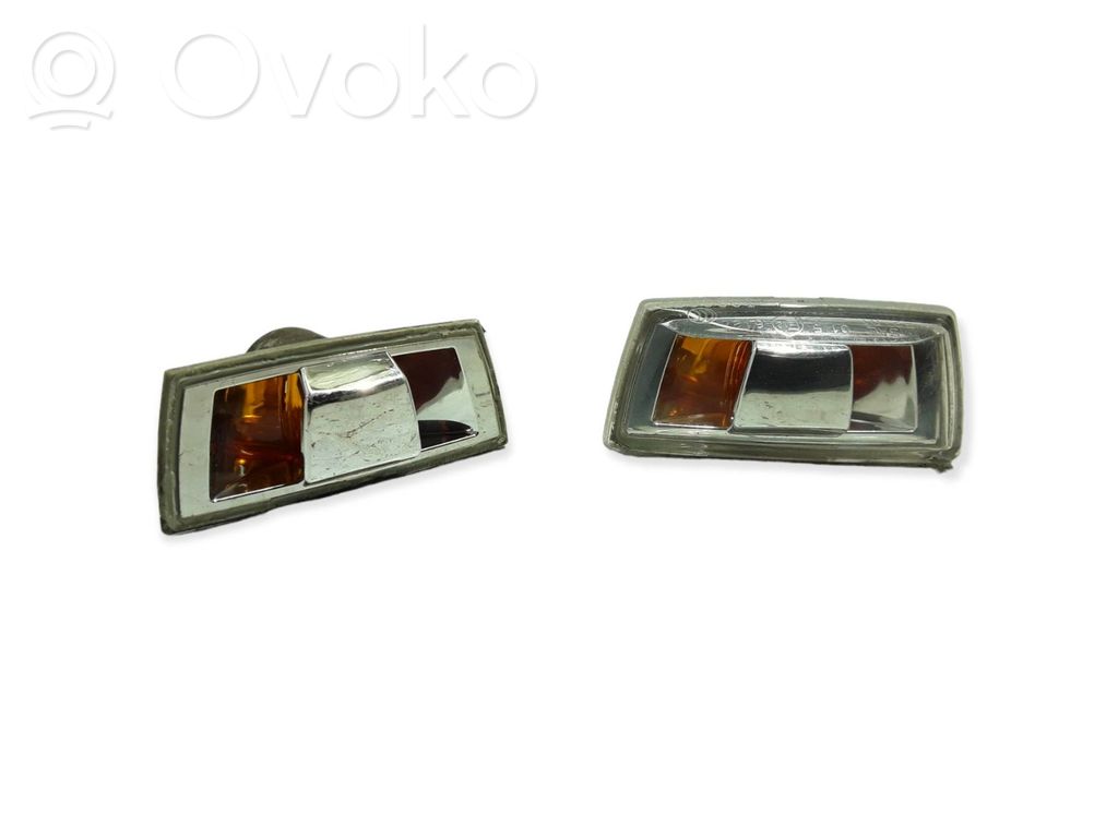 Opel Insignia A Front fender indicator light 