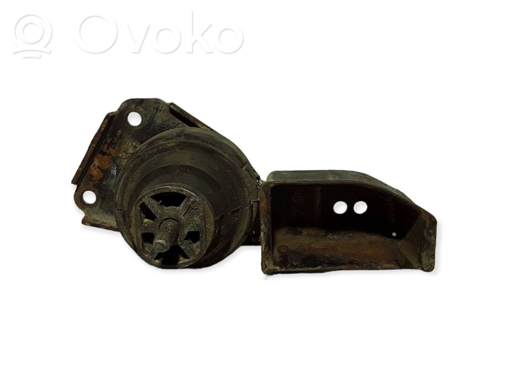 Ford Galaxy Engine mount bracket 