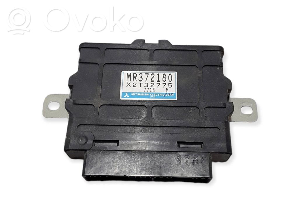 Engine control unit/module   MR372180,X2T32775