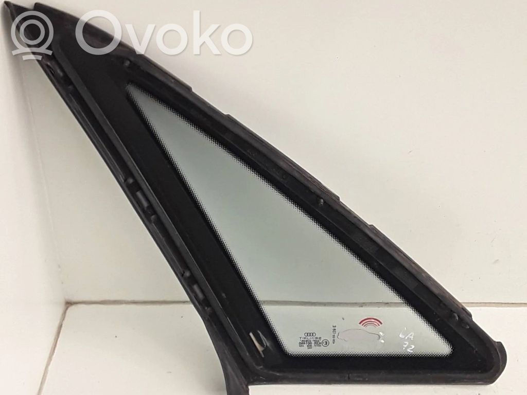 Audi A8 S8 D2 4D Rear side window 