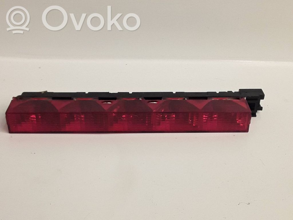 Ford Focus Third/center stoplight 