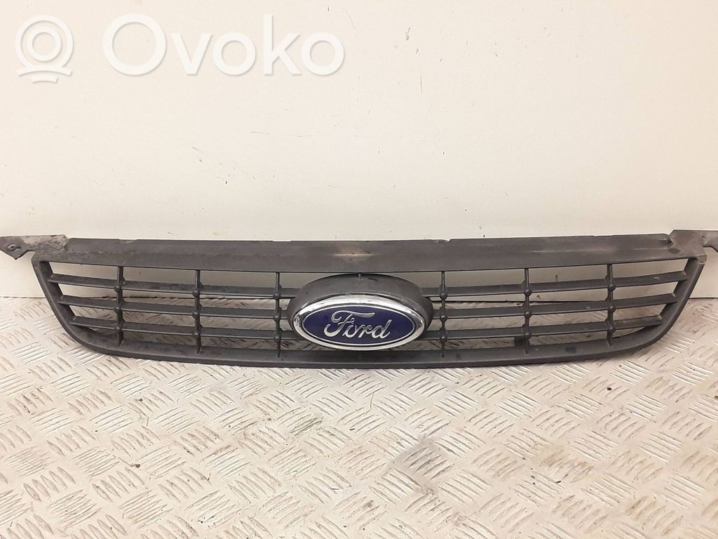 Ford Focus Priekšējais režģis 