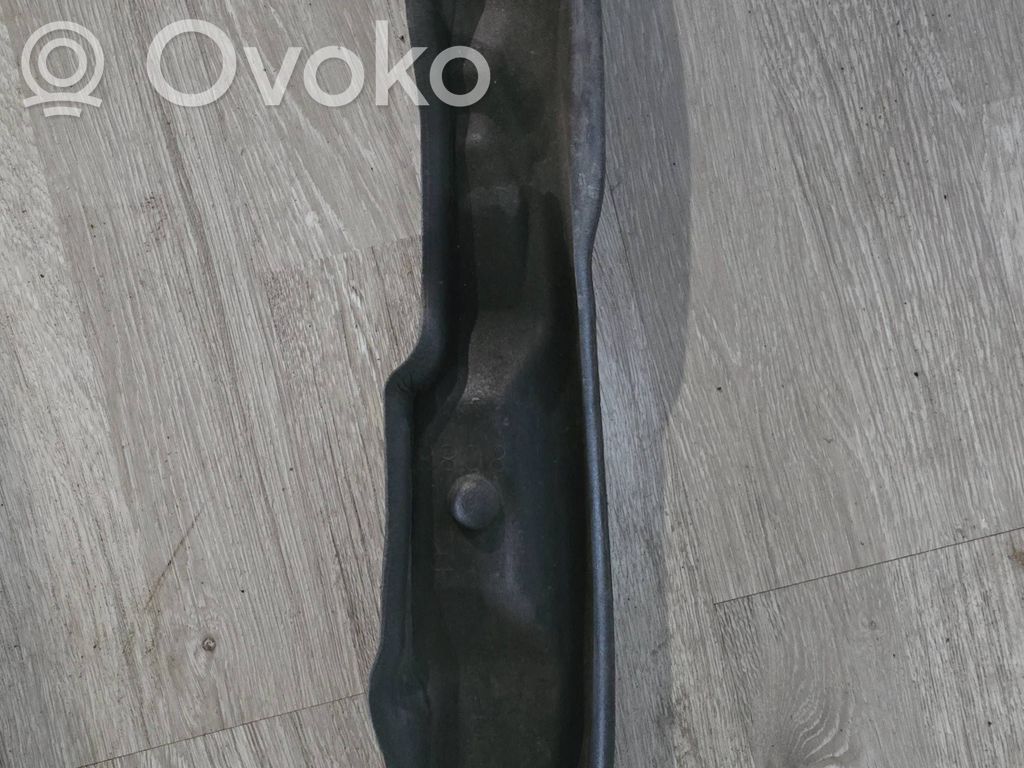 Wygłuszenie / Pianka błotnika przedniego   R8088