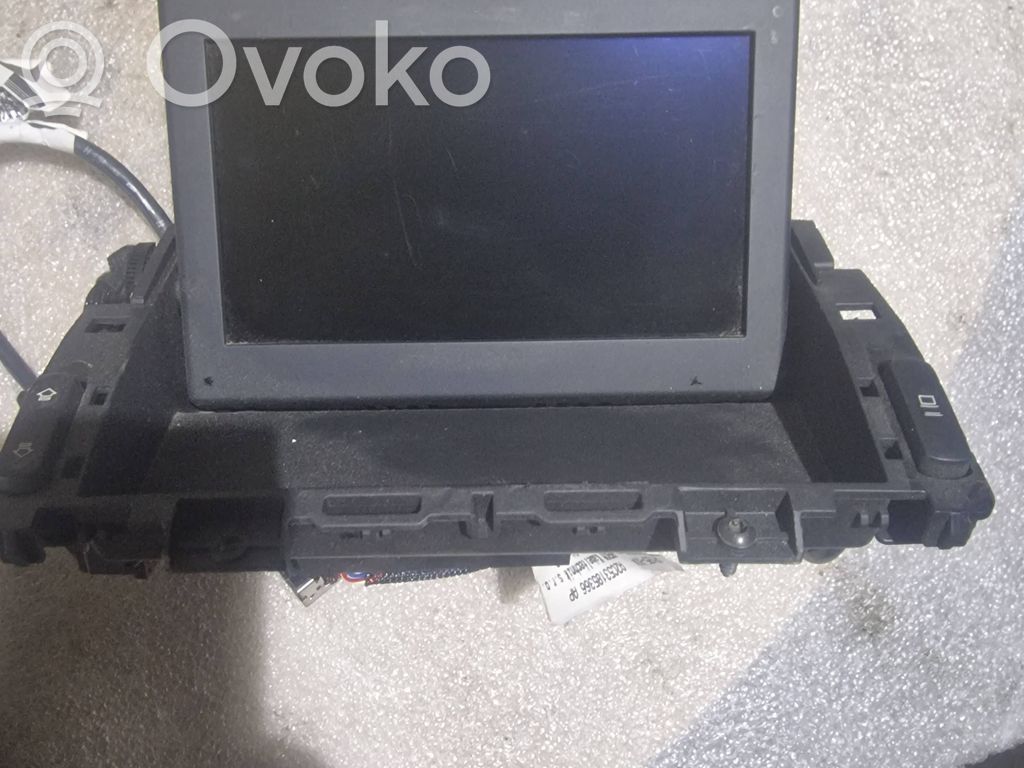 Screen/display/small screen   A2C53307198,031445,96650242ZD