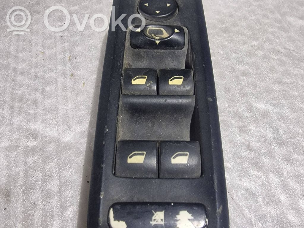Electric window control switch   14996390XT,280606,01574