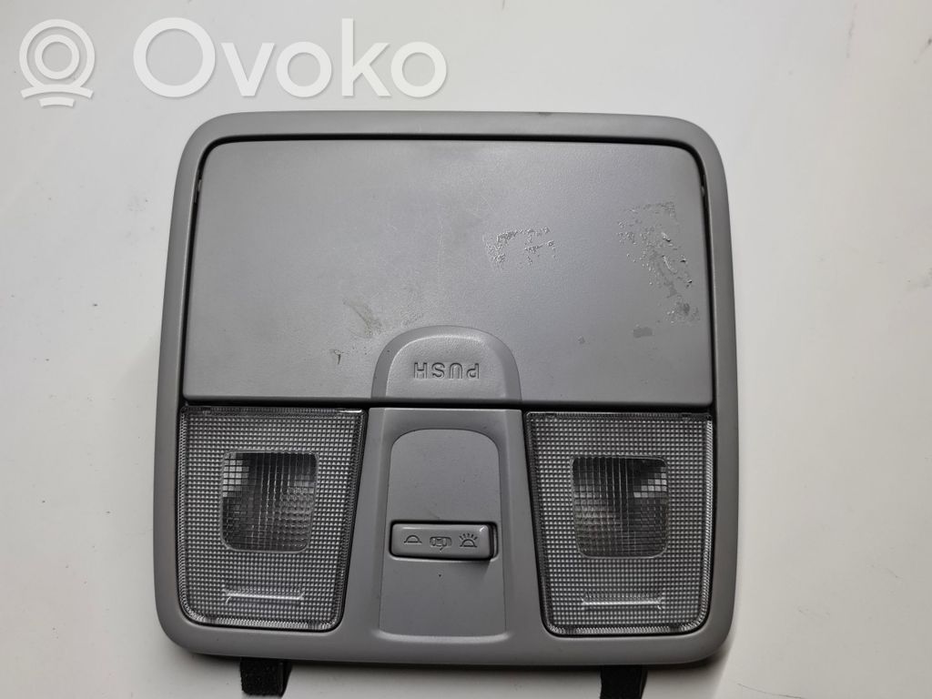 Hyundai i30 Front seat light 