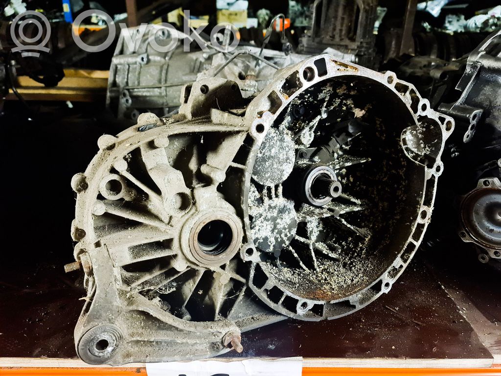 Manual 6 speed gearbox   4M5R7002CD