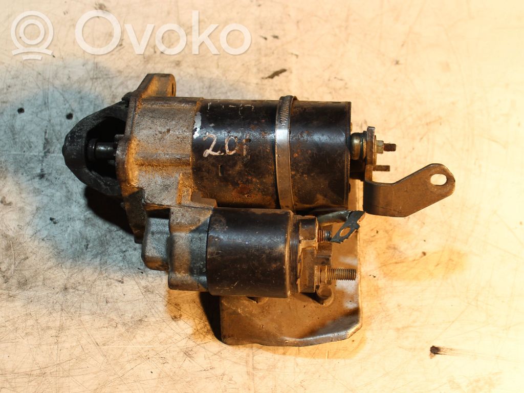 Audi A4 S4 B6 8E 8H Rozrusznik 