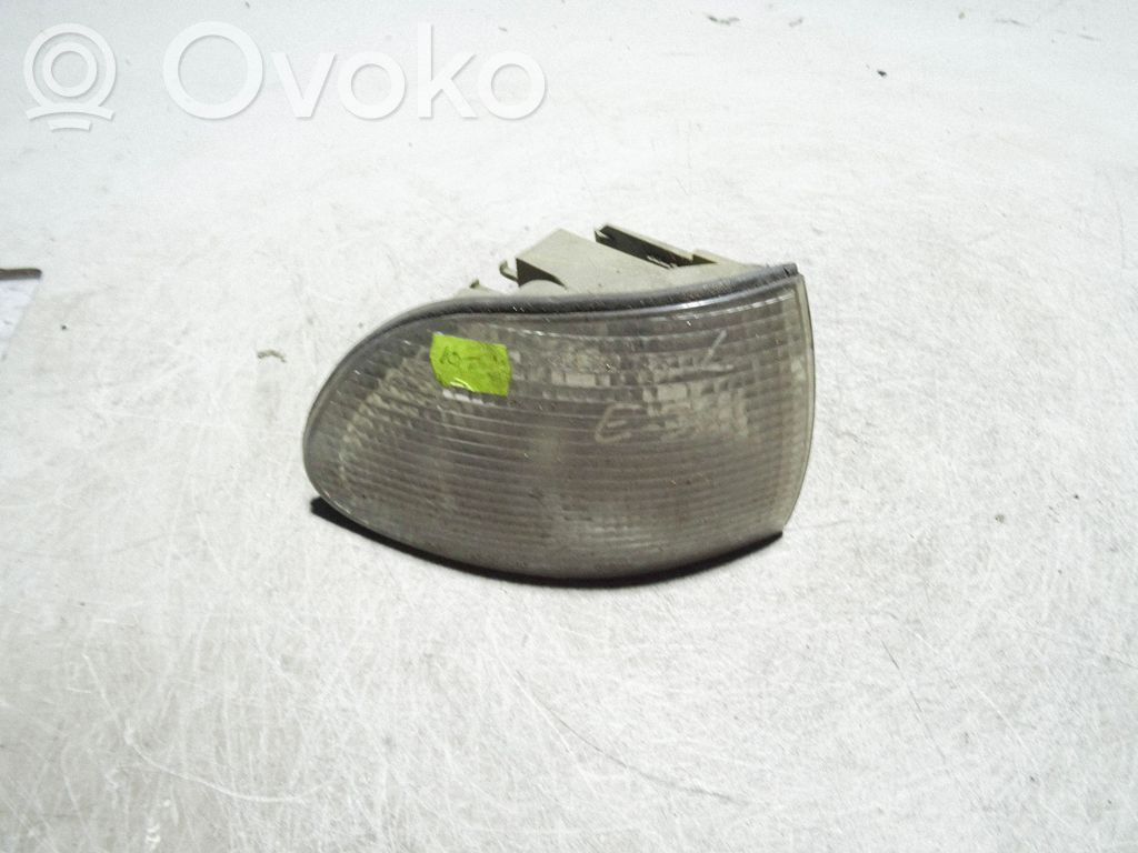 BMW 7 E38 Front indicator light 