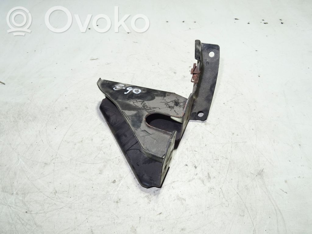 BMW 3 E90 E91 Замок капота двигателя 