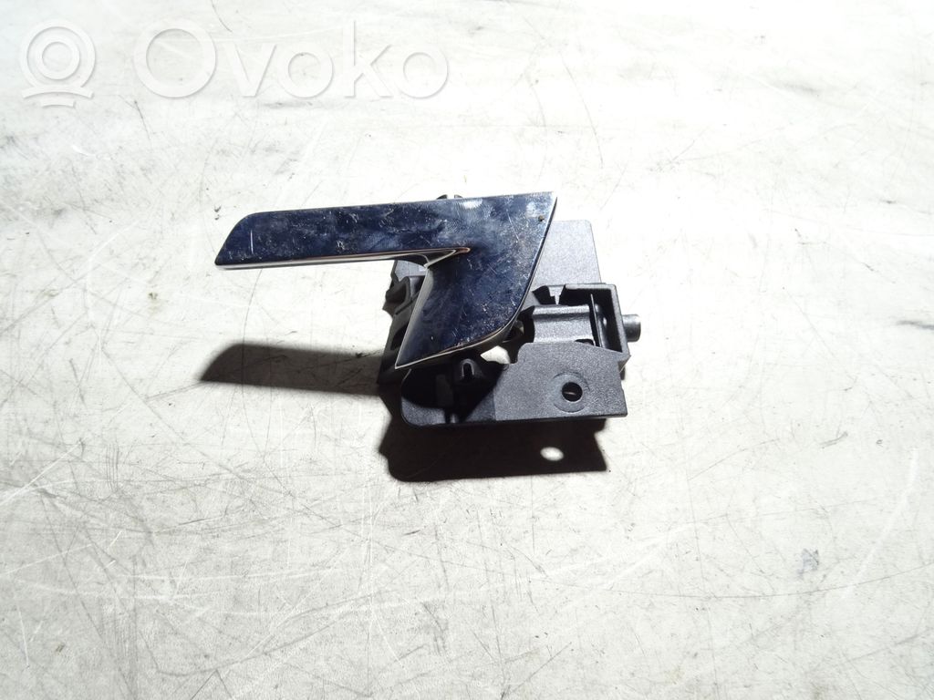 Volkswagen Phaeton Rear door interior handle 
