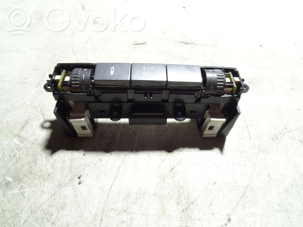 Volkswagen Phaeton ESP (stability program) switch 