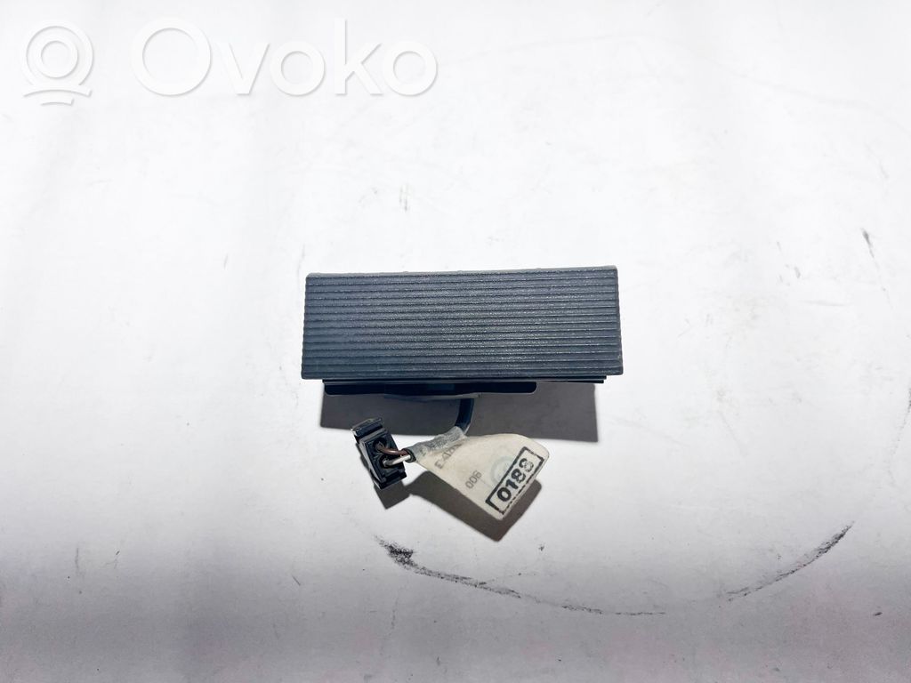 BMW 8 E31 Tailgate opening switch 