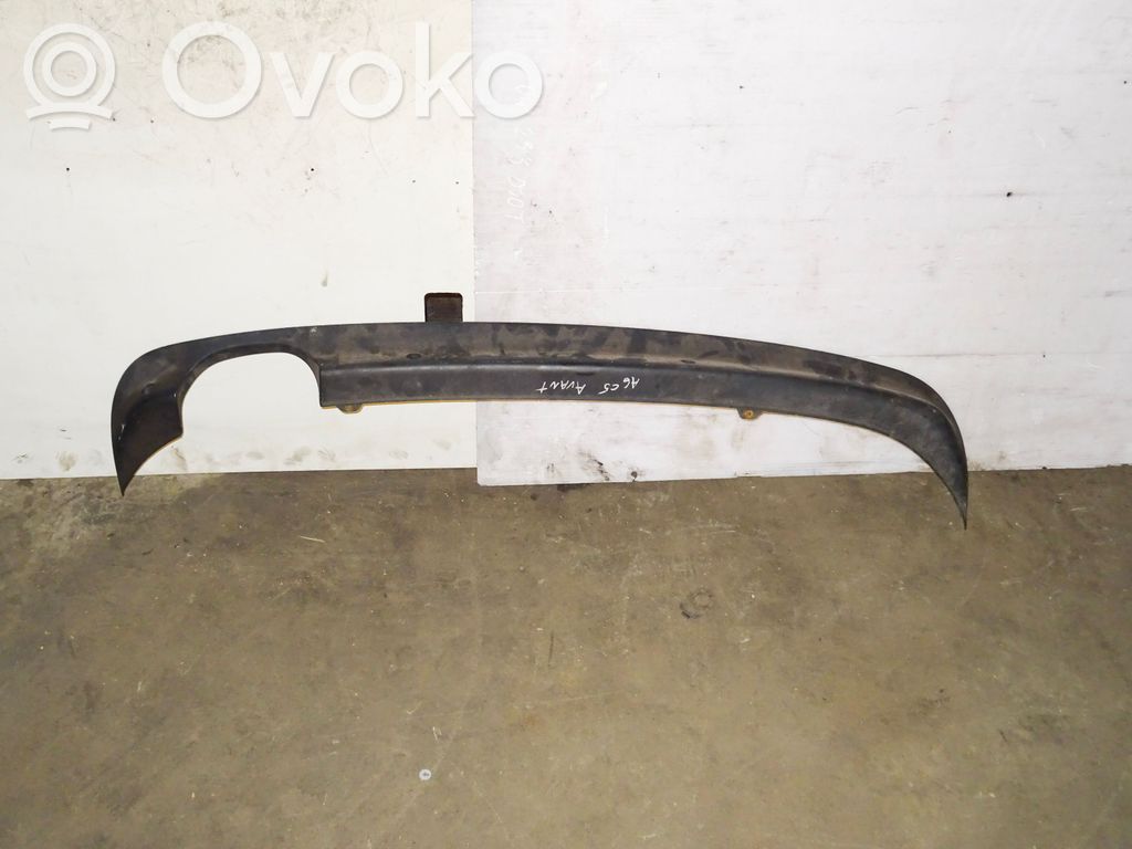 Audi A6 S6 C5 4B Moldura inferior del parachoques trasero 