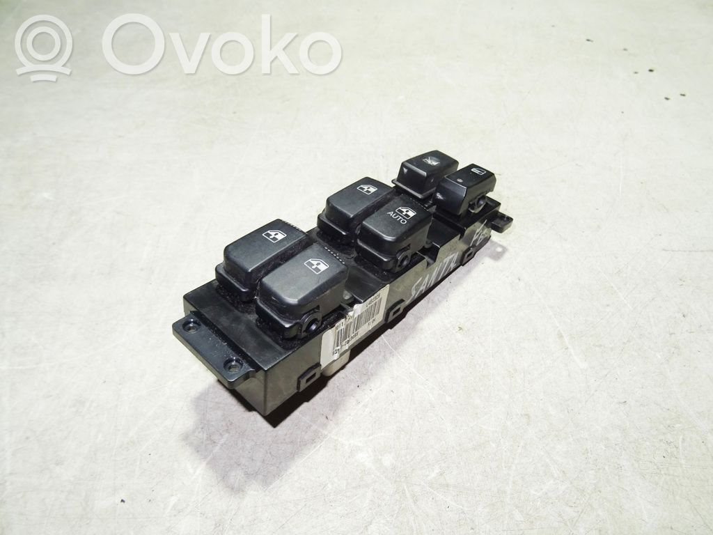 Hyundai Santa Fe Electric window control switch 