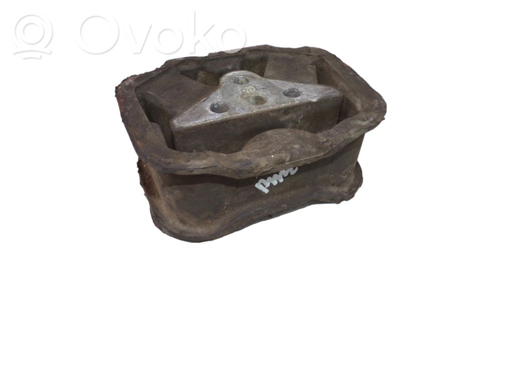 Opel Vectra A Engine mount bracket 