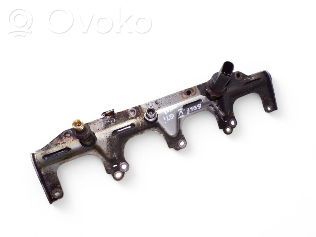 Volkswagen Golf V Fuel main line pipe 