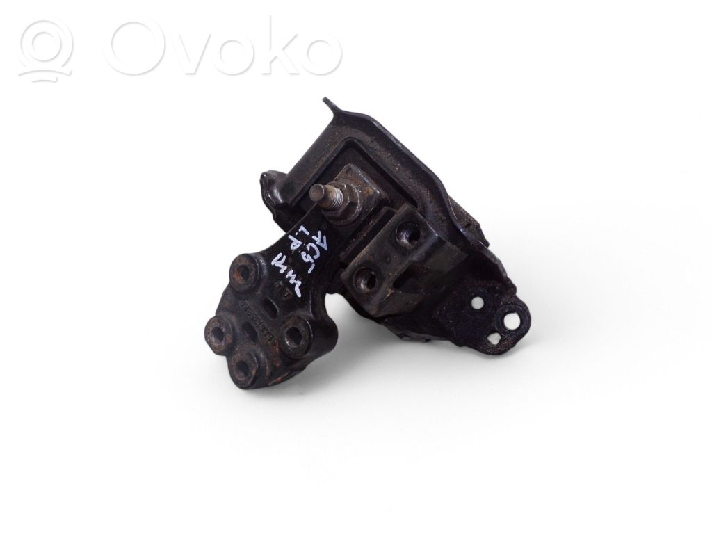 Engine mount bracket   964613280,9646135380