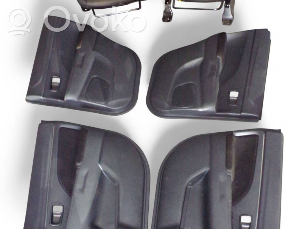 Mitsubishi ASX Tapicerka / Komplet 