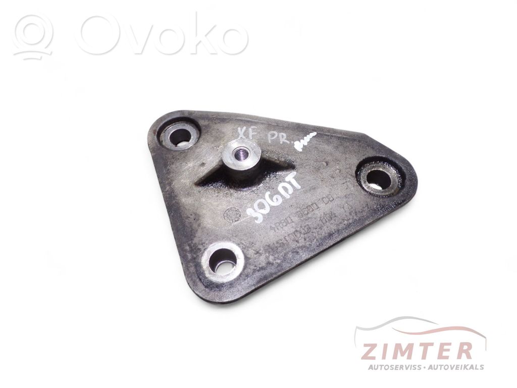 Jaguar XF X250 Alternator belt tensioner pulley 