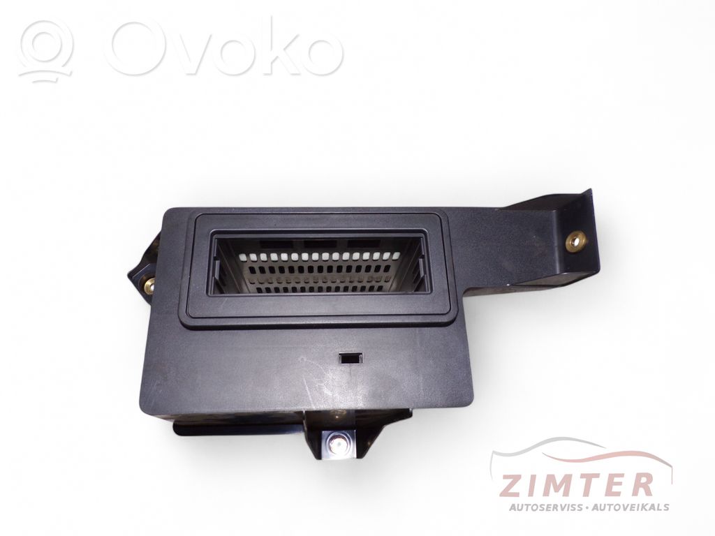 Audi A4 S4 B7 8E 8H Inne części wnętrza samochodu 