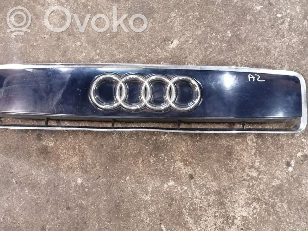 Audi A2 Grilă față 