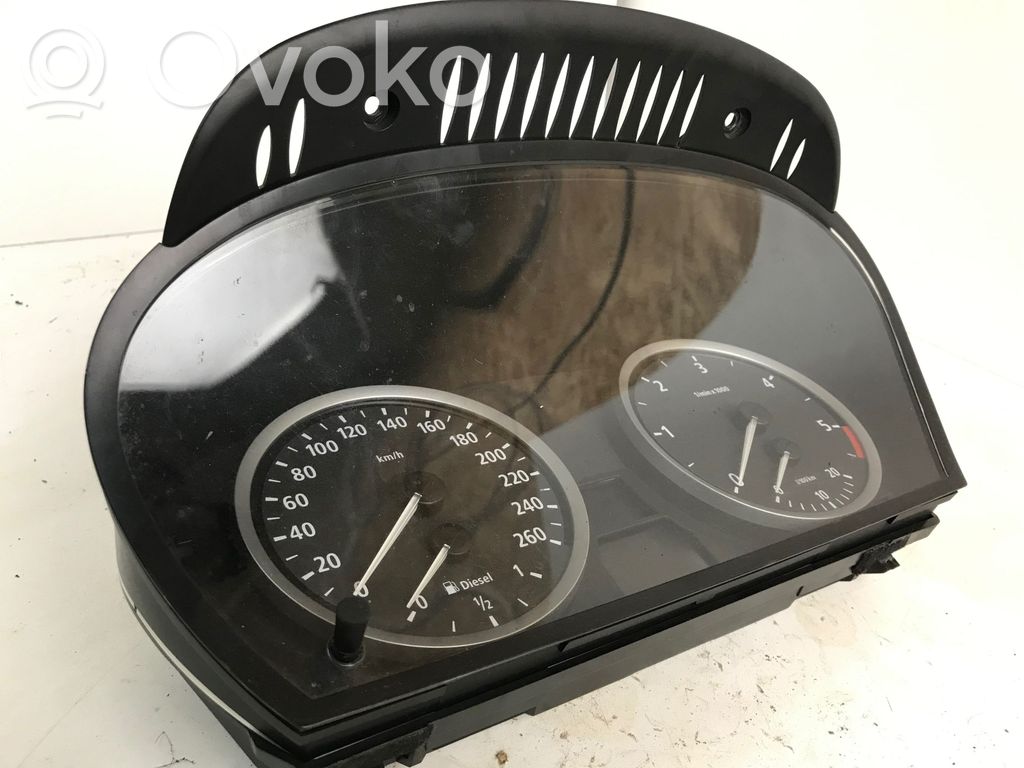 BMW 5 E60 E61 Geschwindigkeitsmesser Cockpit 