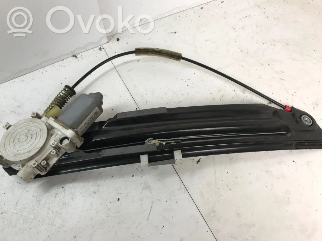 BMW 5 E39 Asa reguladora de la puerta trasera 
