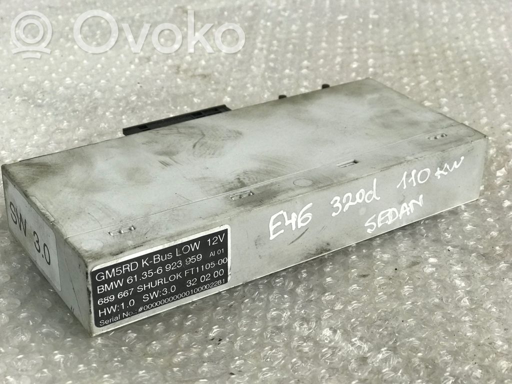 BMW 3 E46 Komforta modulis 