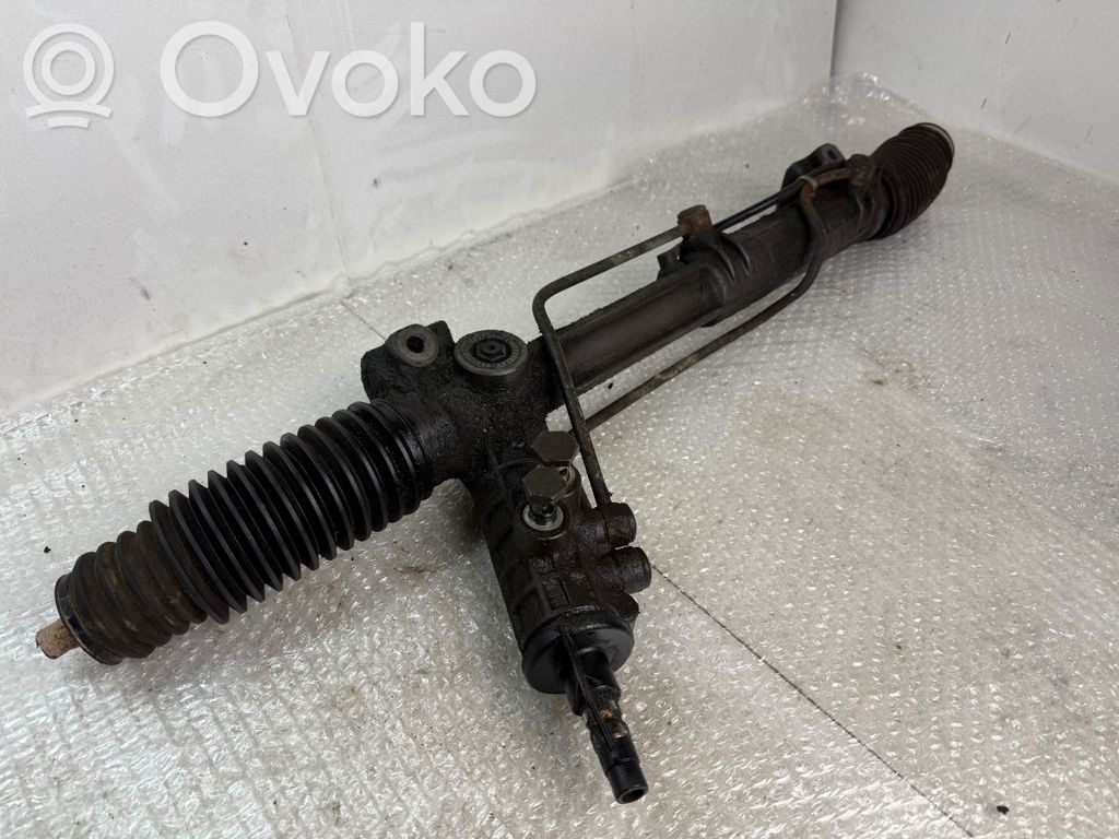 BMW 5 E39 Vairo kolonėle 