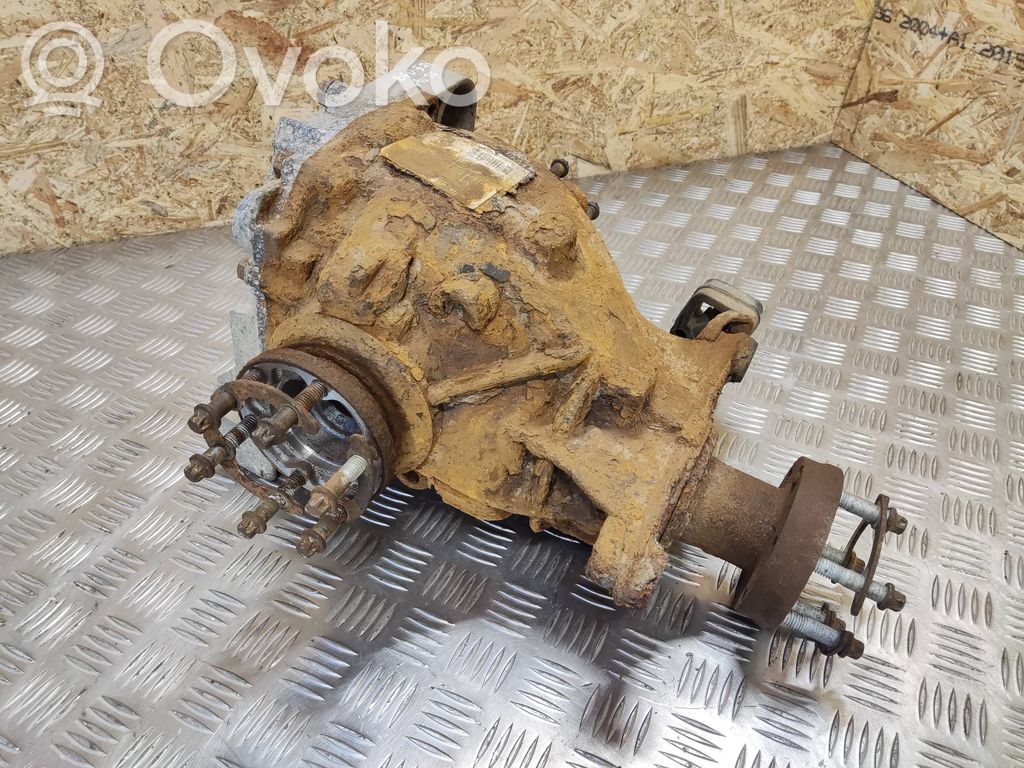 BMW 5 E60 E61 Galinis reduktorius 