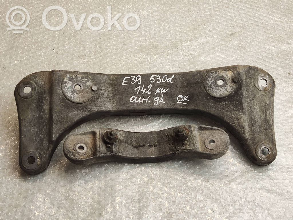 BMW 5 E39 Gearbox mounting bracket 
