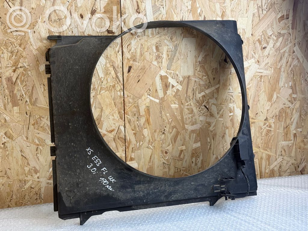 BMW X5 E53 Radiator cooling fan shroud 