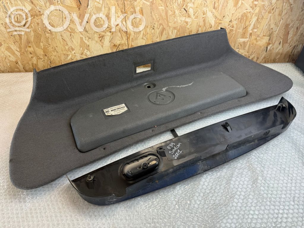 BMW 5 E39 Tailgate trim 