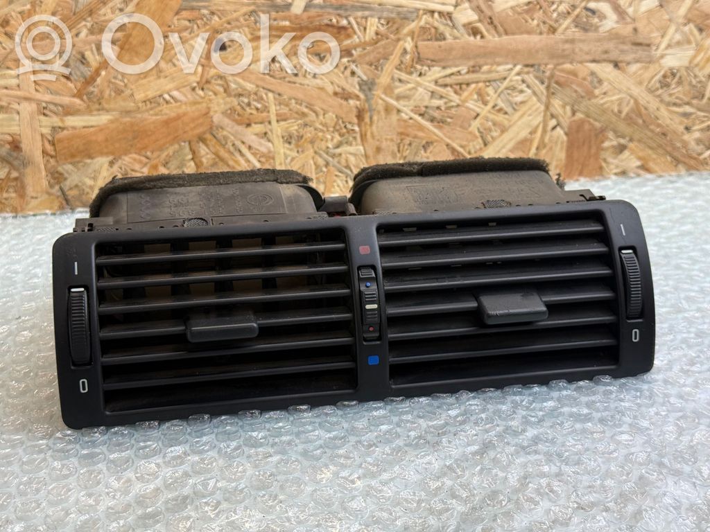 BMW 5 E39 Luftausströmer Lüftungsdüse Luftdüse Mitte 