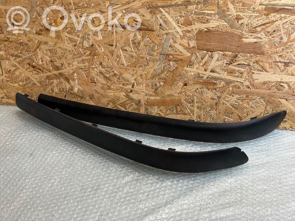 BMW 3 E46 Modanatura separatore del paraurti anteriore 
