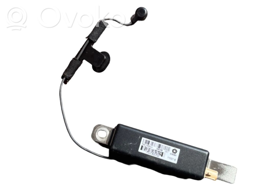 Dodge Challenger Antenos stiprintuvas 