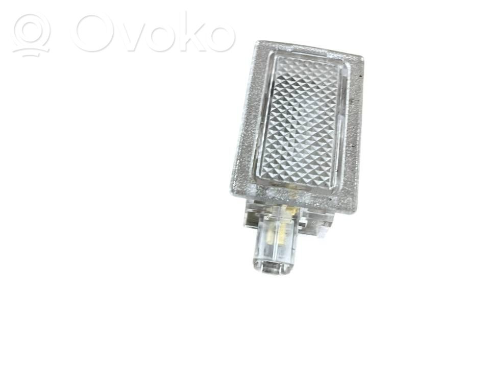 Wewnętrzna lampka bagażnika   68395785AA,P68395785AA,68395785
