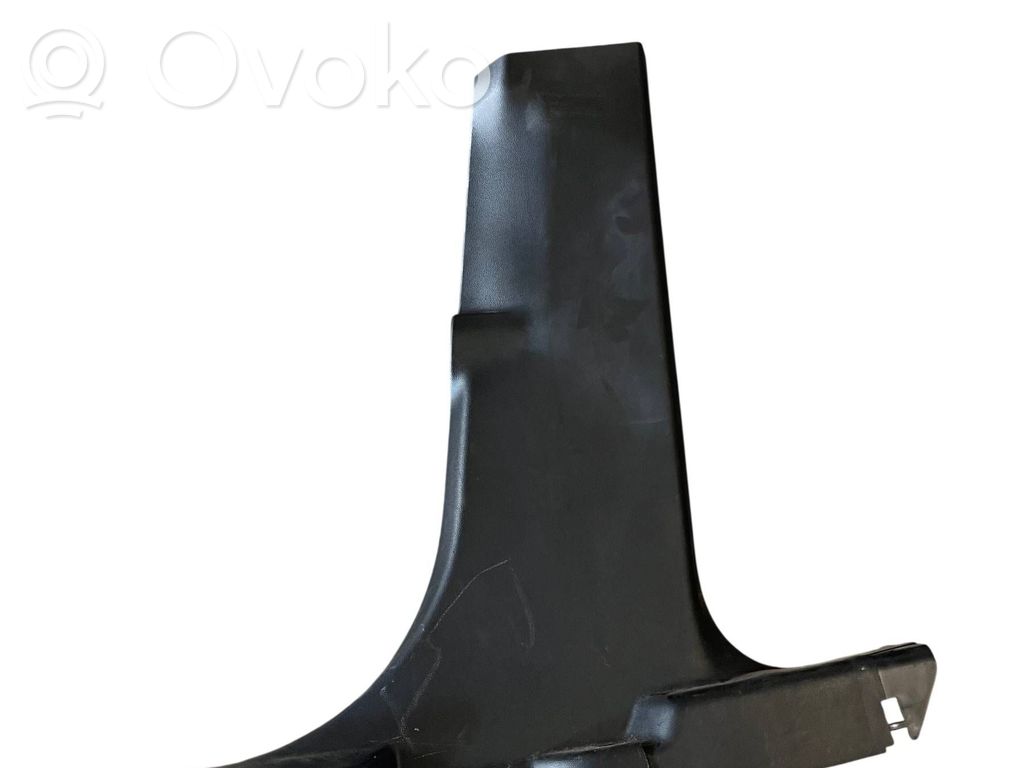 Osłona dolna słupka / B   M1PBS243A84A