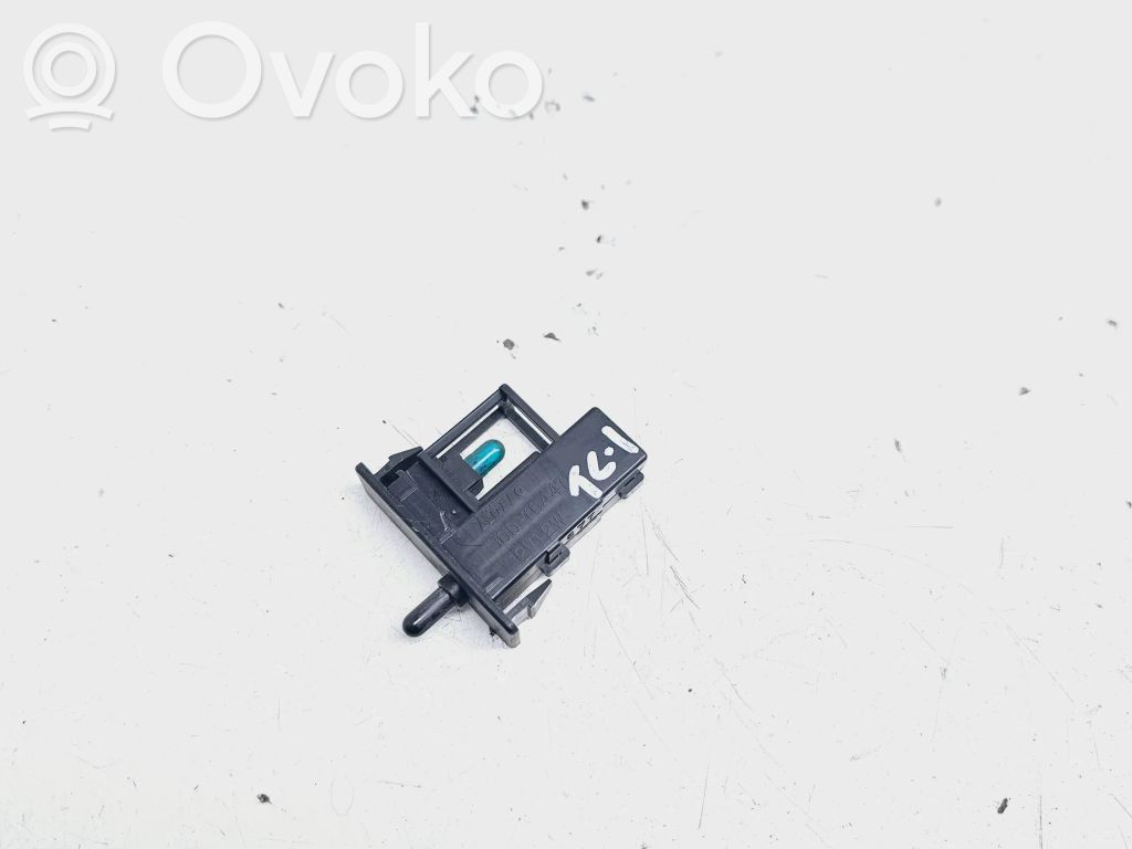 Toyota Corolla Verso AR10 Glove box light 