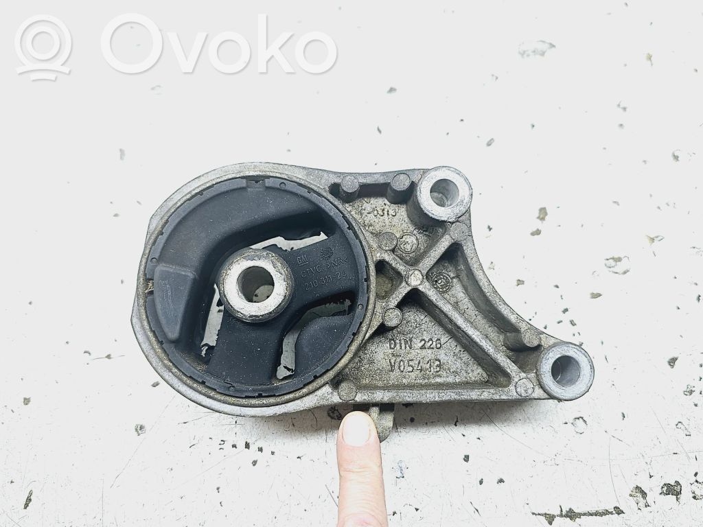 Opel Signum Engine mount bracket 