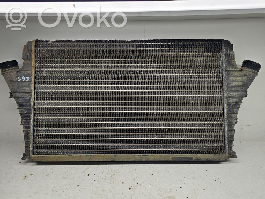 Saab 9-3 Ver2 Interkūlerio radiatorius 