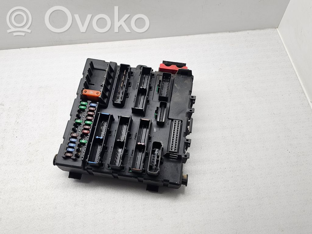 Saab 9-3 Ver2 Drošinātāju bloks 