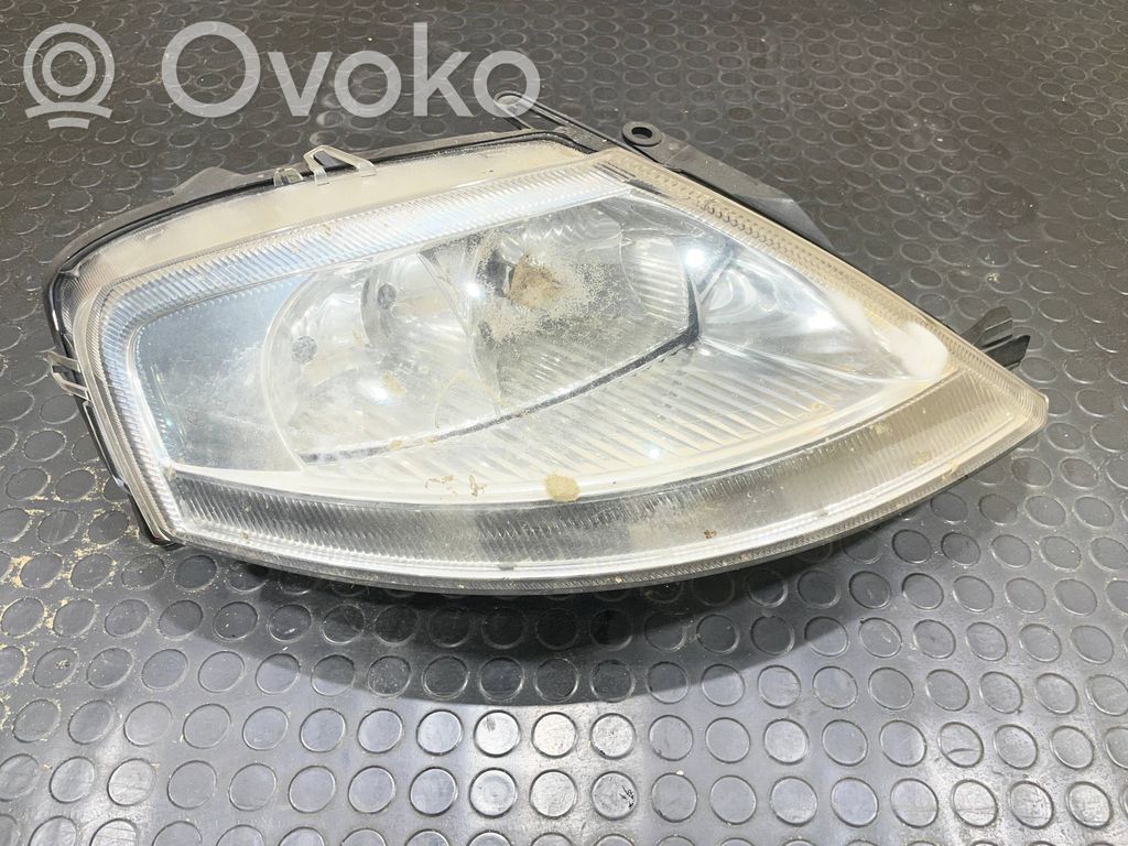 Citroen C3 Headlight/headlamp 