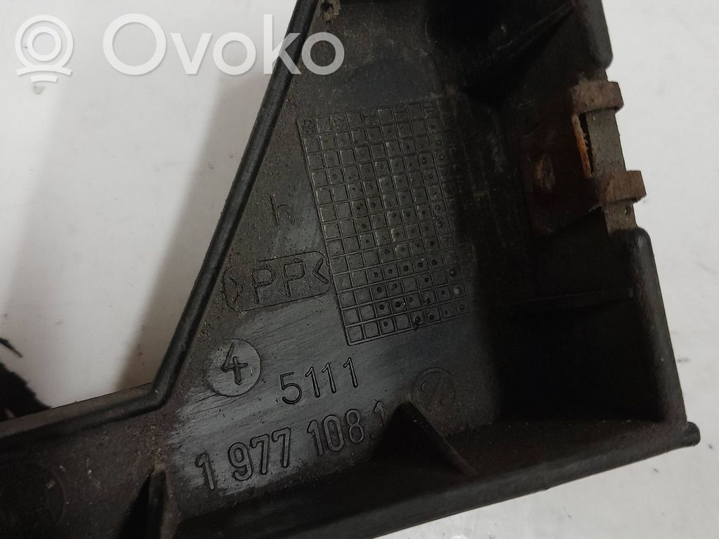 BMW 3 E36 Headlight/headlamp mounting bracket 