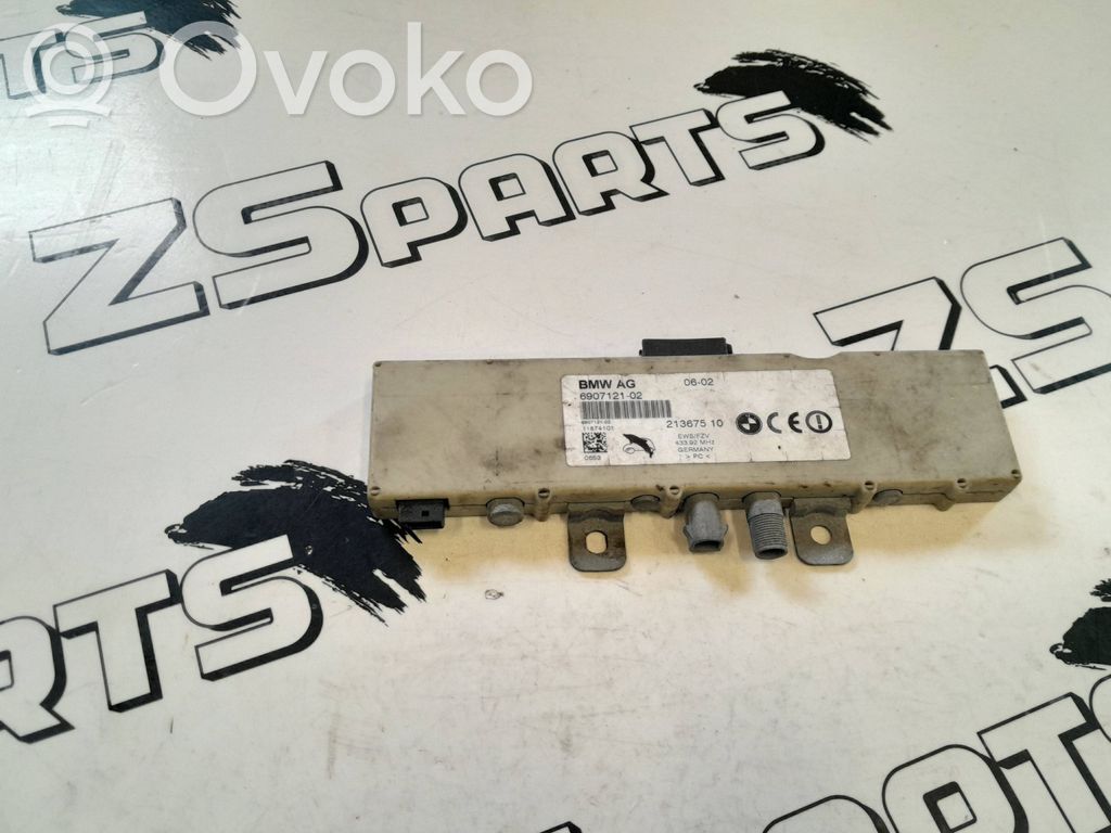 BMW 3 E46 Antenos stiprintuvas 