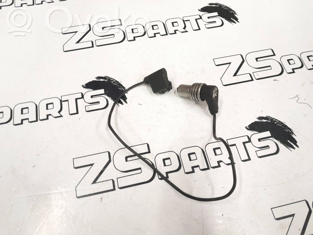 BMW 3 E36 Czujnik położenia wału korbowego 